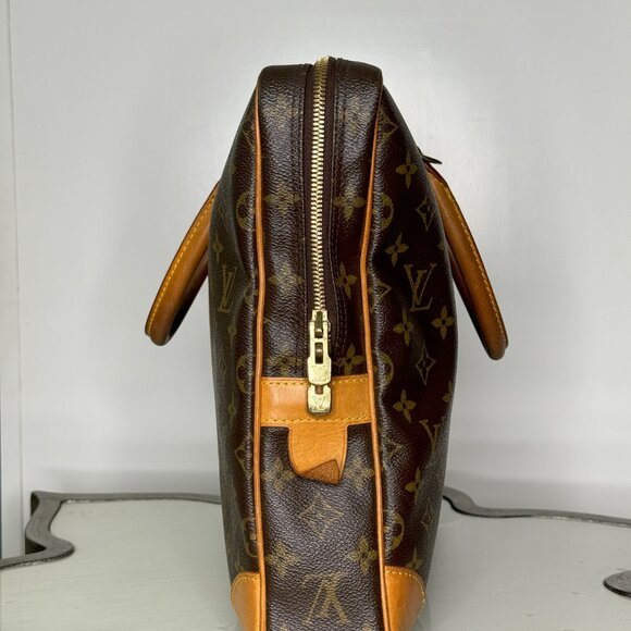 (R833) Louis Vuitton Monogram Porte Document Voyage - Picture 5 of 7